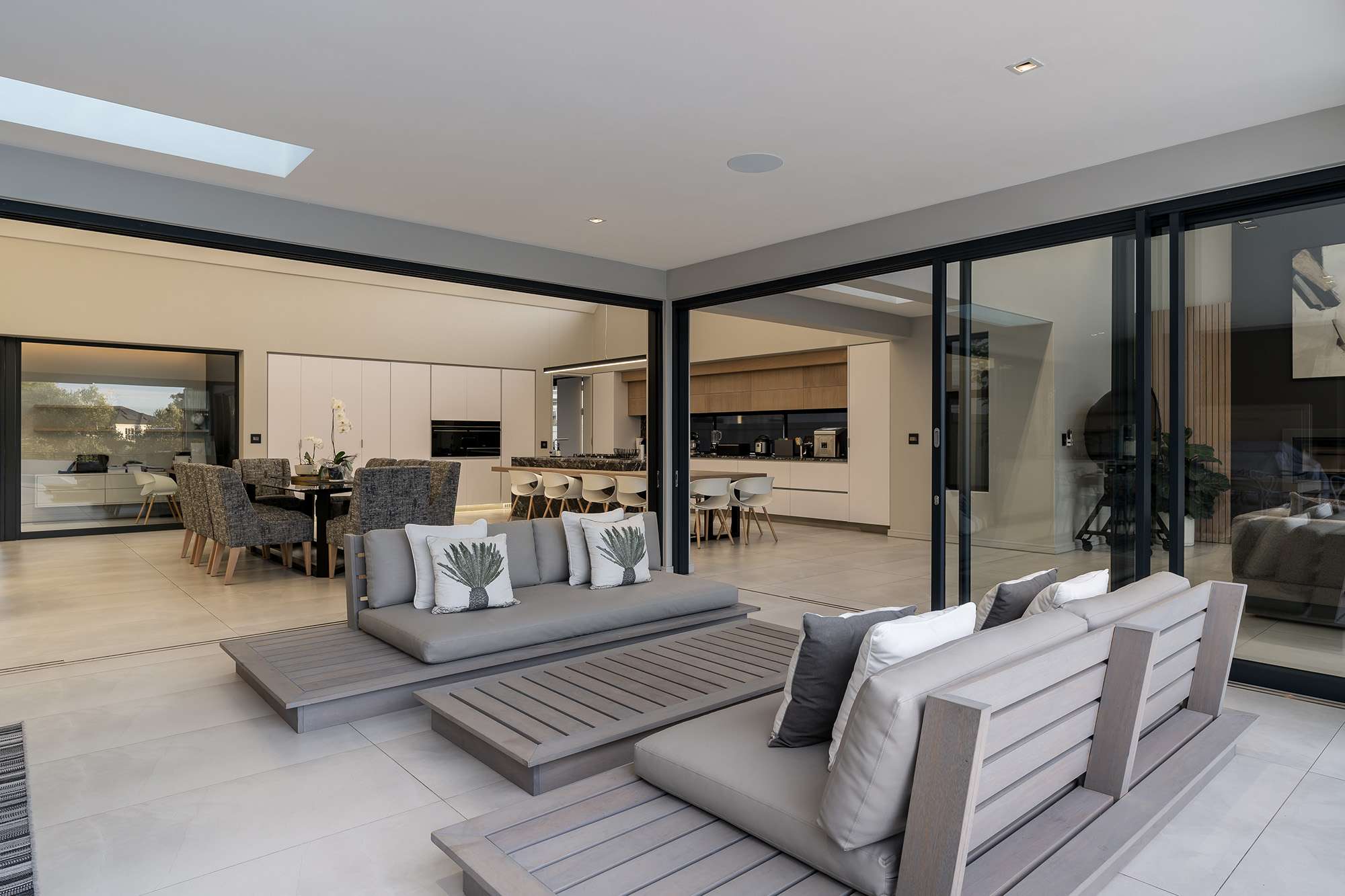 298 Val de Vie • iCON Architects Portfolio
